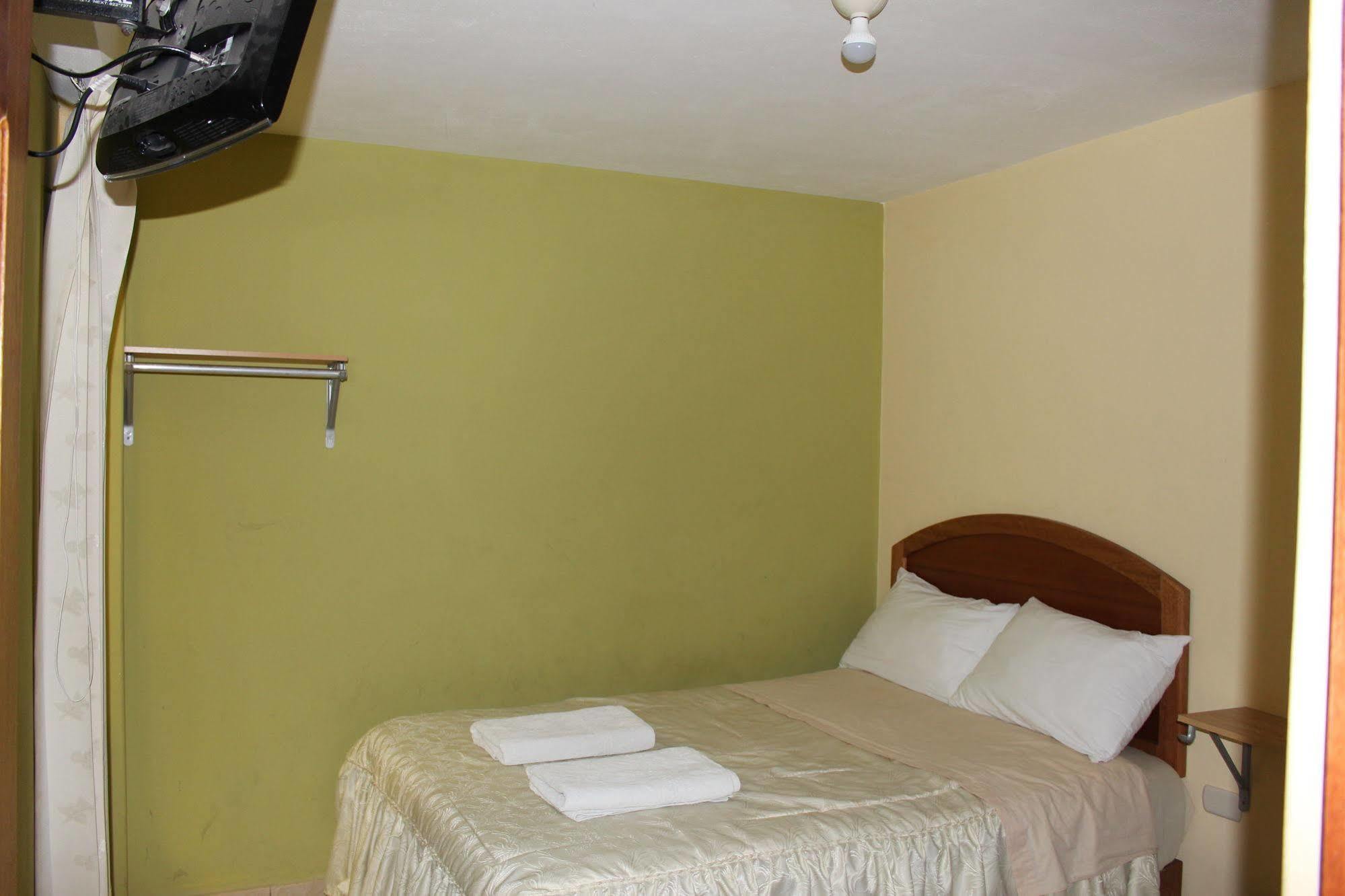 Posada De Percybal Lago Inn Puno Eksteriør bilde